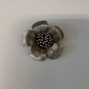 Tiffany Sterling Silver Flower Pin. Unworn Condition.